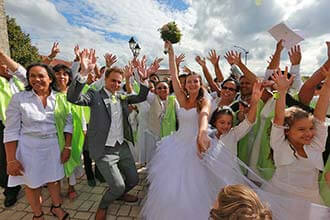 6-ASTUCES-POUR-QUE-VOS-INVITÉS-S’ENTENDENT-BIEN-LORS-DE-VOTRE-MARIAGE-blog